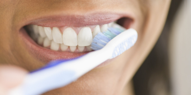 Spălatul pe dinți: 5 greșeli de evitat